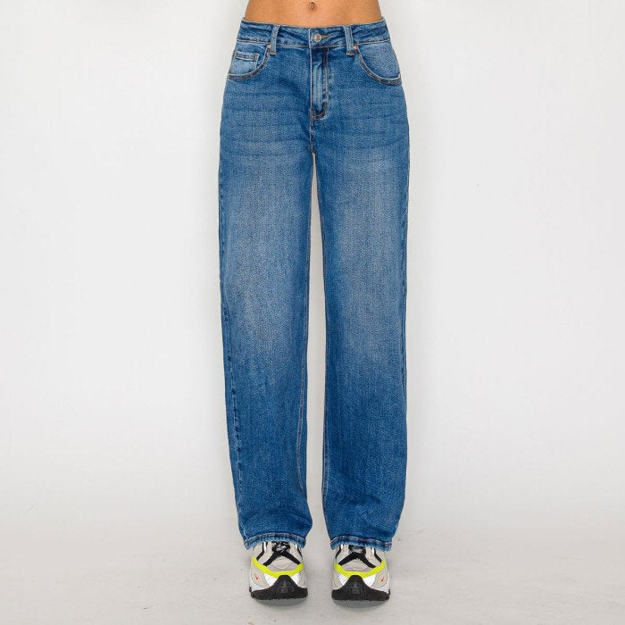 Lola Straight Jeans