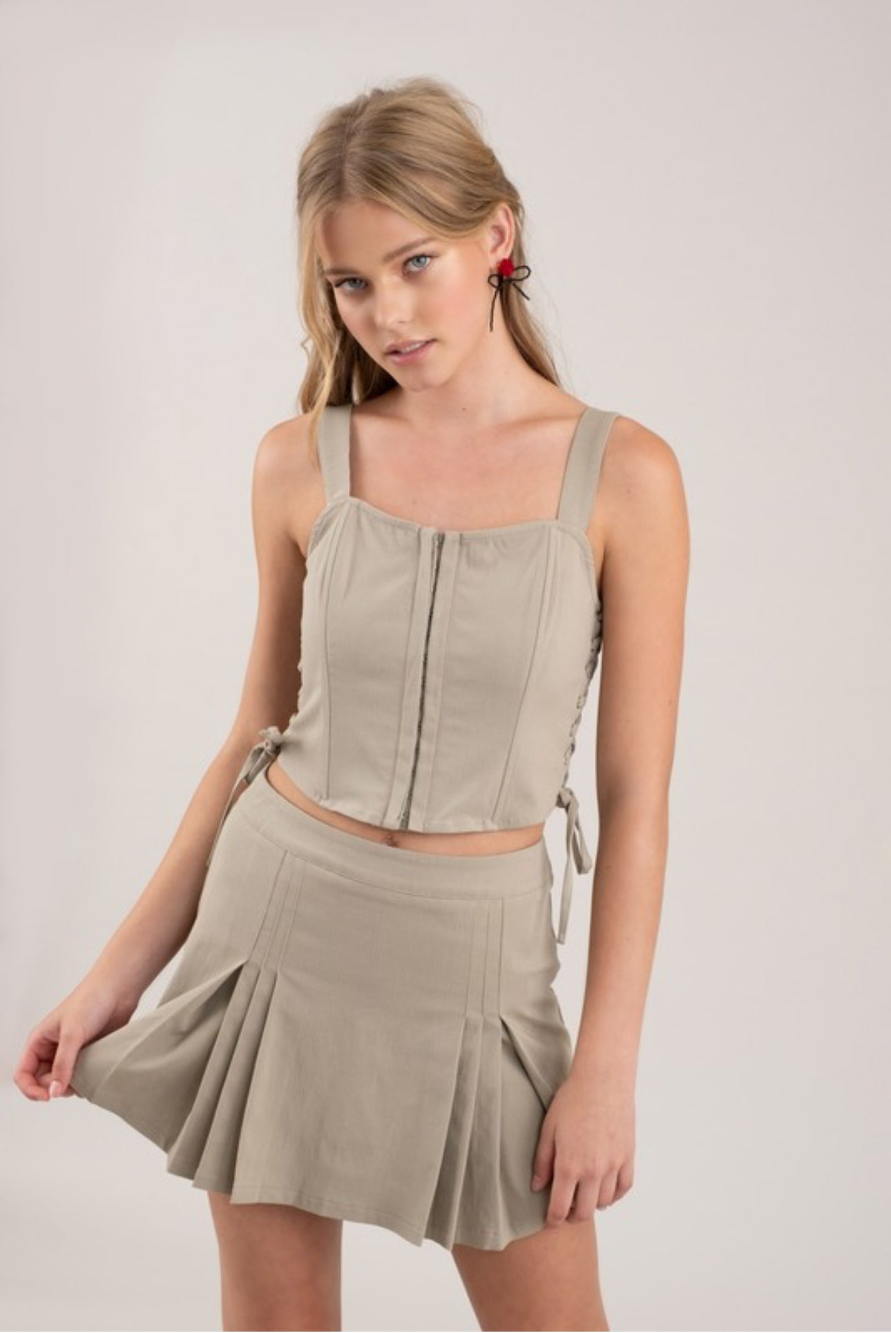 Yuliana Set